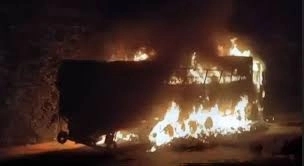 Lorry Catches Fire in Shiradi Ghat, Coal Cargo Partially Destroyed - News Karnataka