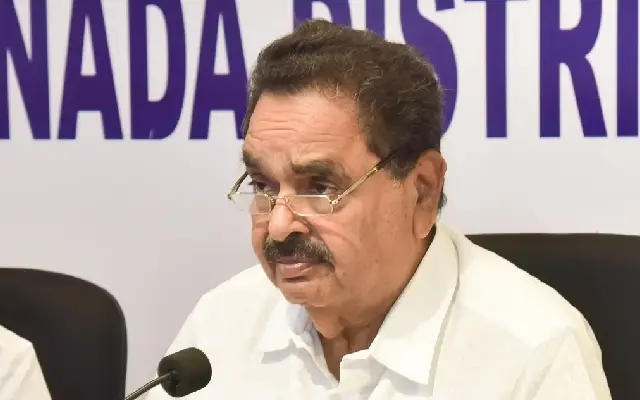 Namaz on Road Case: BJP Making a Storm in a Teacup, Says Ramanath Rai - News Karnataka