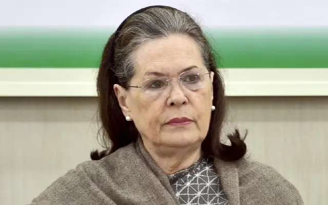 Sonia Gandhi Calls These Elections "Crucial" to Combat Injustice - News Karnataka
