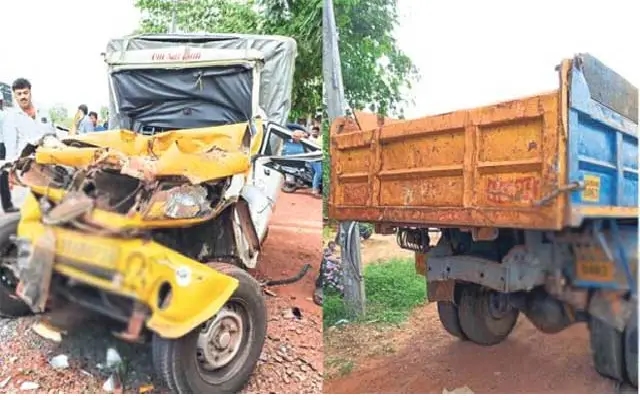 Collision Between Pickup and Stationary Truck in Koppalangadi - News Karnataka