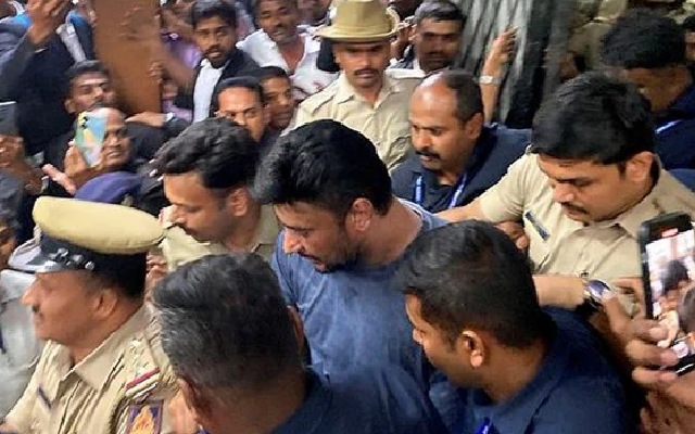 Darshan Thoogudeepa remanded in Renukaswamy murder case till July 4 - News Karnataka