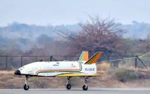 ISRO's Pushpak Demonstrates Advanced Landing Capabilities in Final RLV Test - News Karnataka
