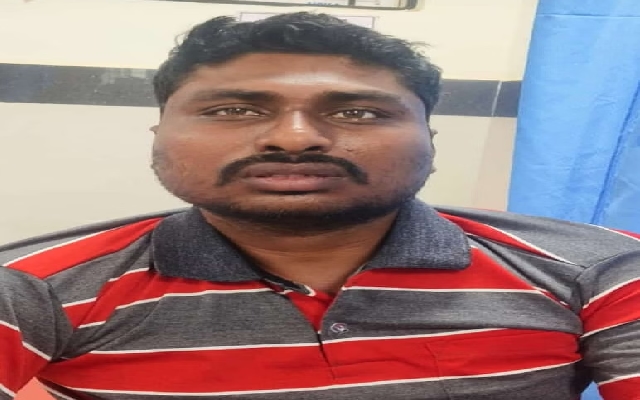 Police Shoot Robbery Suspect After Chaos During Arrest - News Karnataka