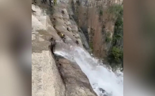 China's Highest Waterfall Aided by Pipe Due to Dry Spell - News Karnataka