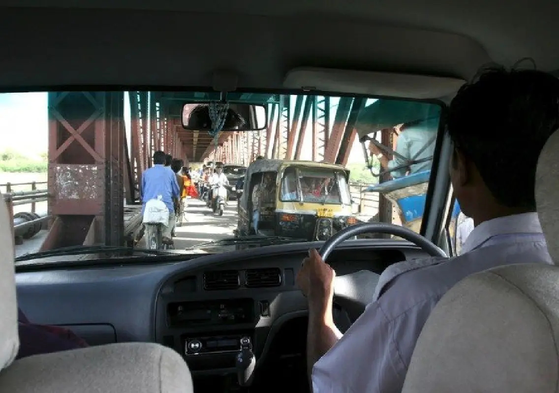 Bengaluru Cab Driver’s Earnings and Success Story Gain Attention on Reddit - News Karnataka