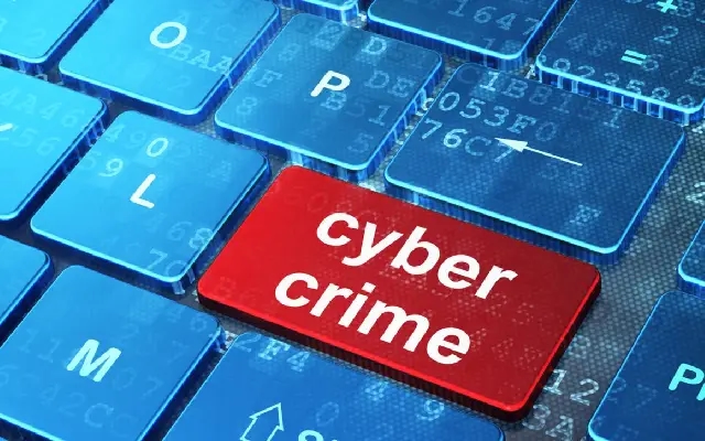 Hubballi: Retired Couple Cheated of Rs 2.39 Crore in Investment Scam - News Karnataka