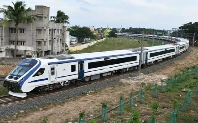 Special Vande Bharat Express to Alleviate Passenger Congestion - News Karnataka