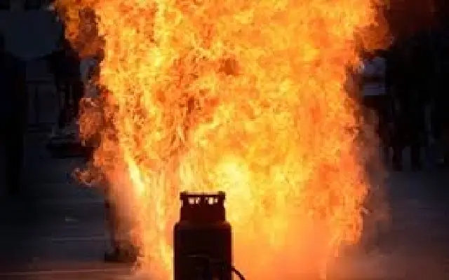 Tragic Incident in Davangere: Five Injured in LPG Cylinder Blast - News Karnataka