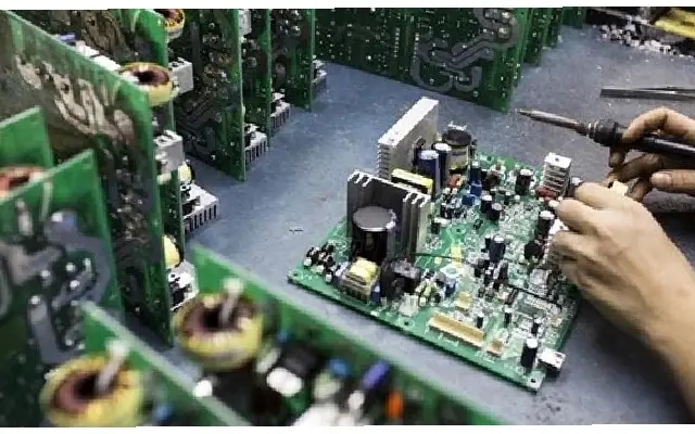 Karnataka to Establish Electronics Manufacturing Cluster in Mysuru - News Karnataka