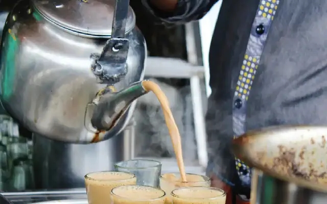 FSSAI Cracks Down on Pesticides and Colouring Agents in Tea - News Karnataka