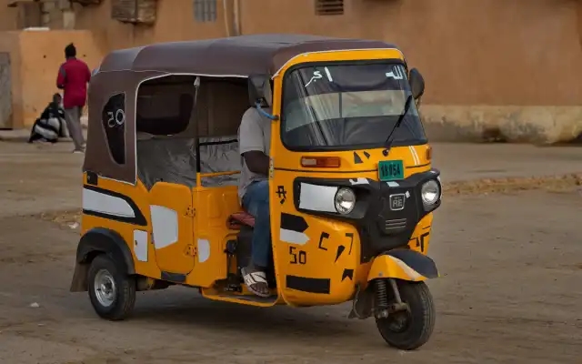 Bengaluru Woman Details Auto Driver's Abuse Over Extra Fare in X Post - News Karnataka