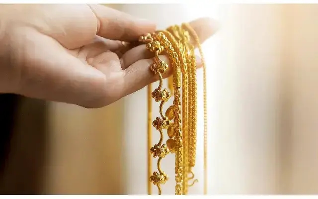 Five Women Arrested for Gold Jewelry Theft on KSRTC Bus in Shivamogga - News Karnataka