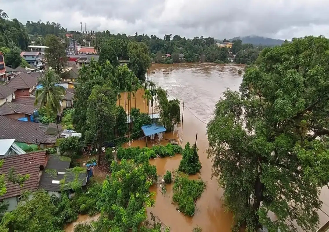 Tunga River Level Rises in Sringeri Due to Heavy Rains - News Karnataka