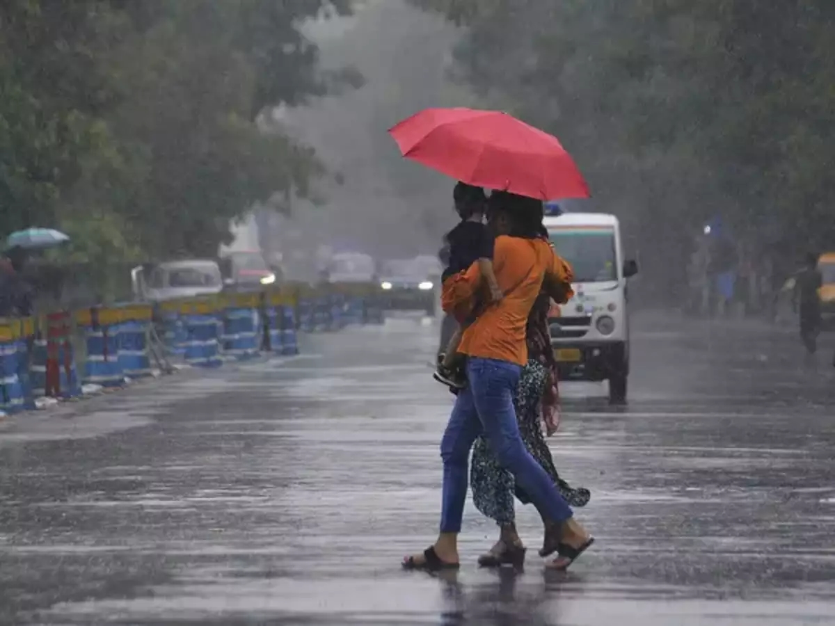 Travel Disruptions in Coastal Karnataka: Price Hikes and Limited Options - News Karnataka