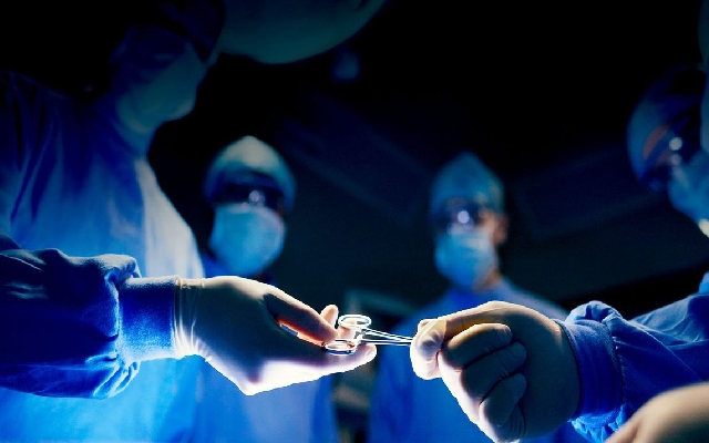 Woman Awarded ₹5 Lakh After Surgical Needle Left Inside Her for 20 Years - News Karnataka