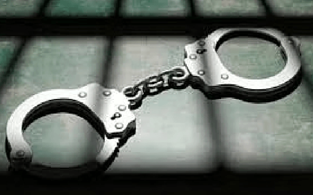 Villagers Thwart Robbery; One Thief Captured, Others on the Run - News Karnataka
