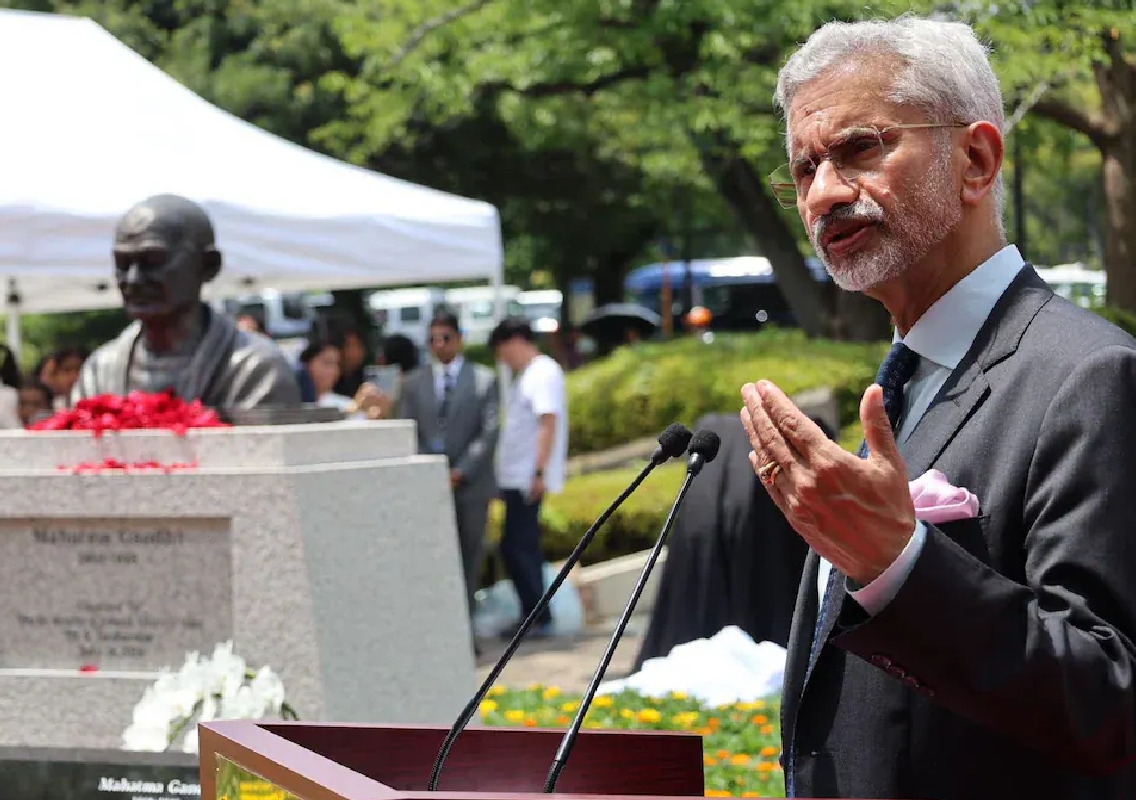 S. Jaishankar Highlights Gandhi's Message in Japan Amid Global Bloodshed - News Karnataka