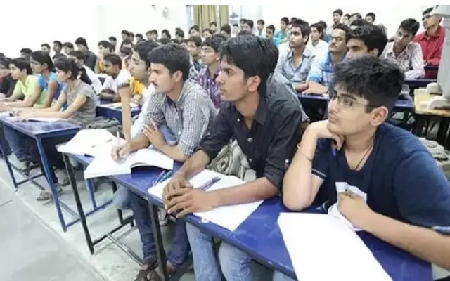Rise of Coaching Centres in Taluk Headquarters Benefits Rural Aspirants - News Karnataka