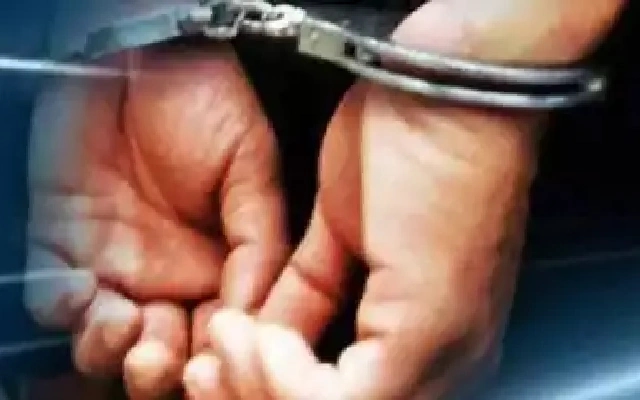 Bengaluru Man Arrested for Extorting Police Officers - News Karnataka