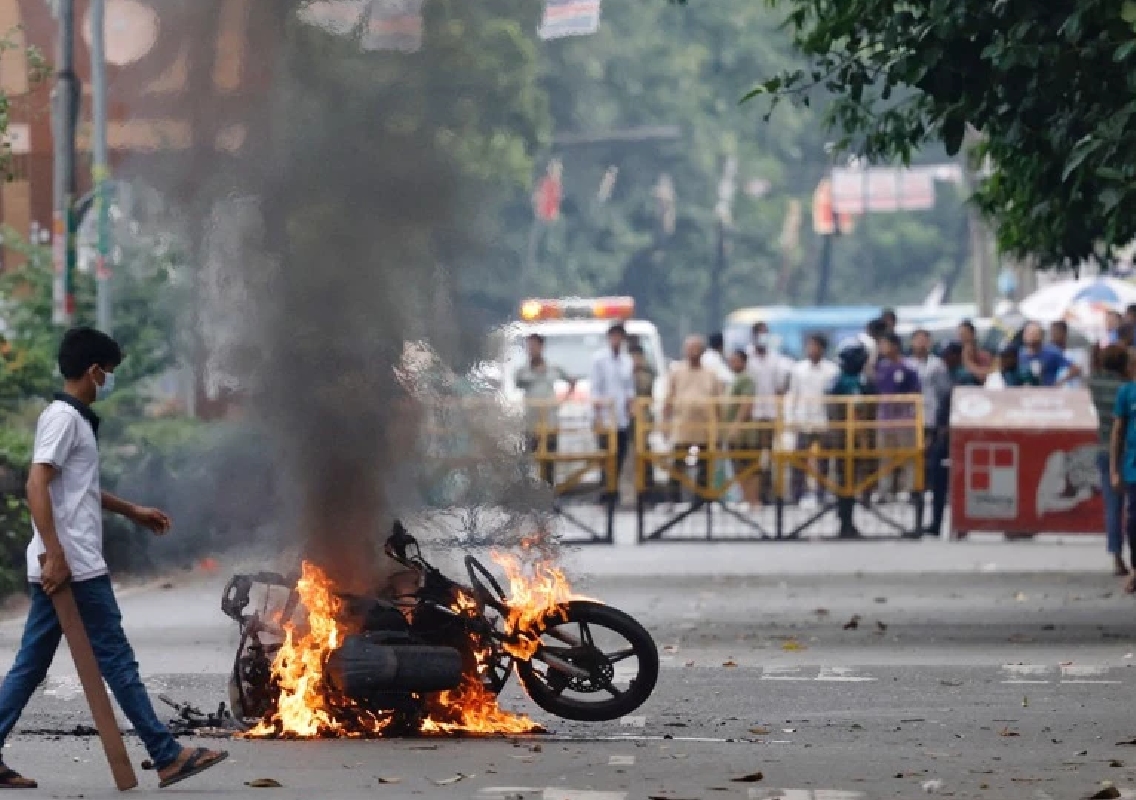 Indian Visa Centres in Bangladesh Closed Amidst Political Turmoil - News Karnataka