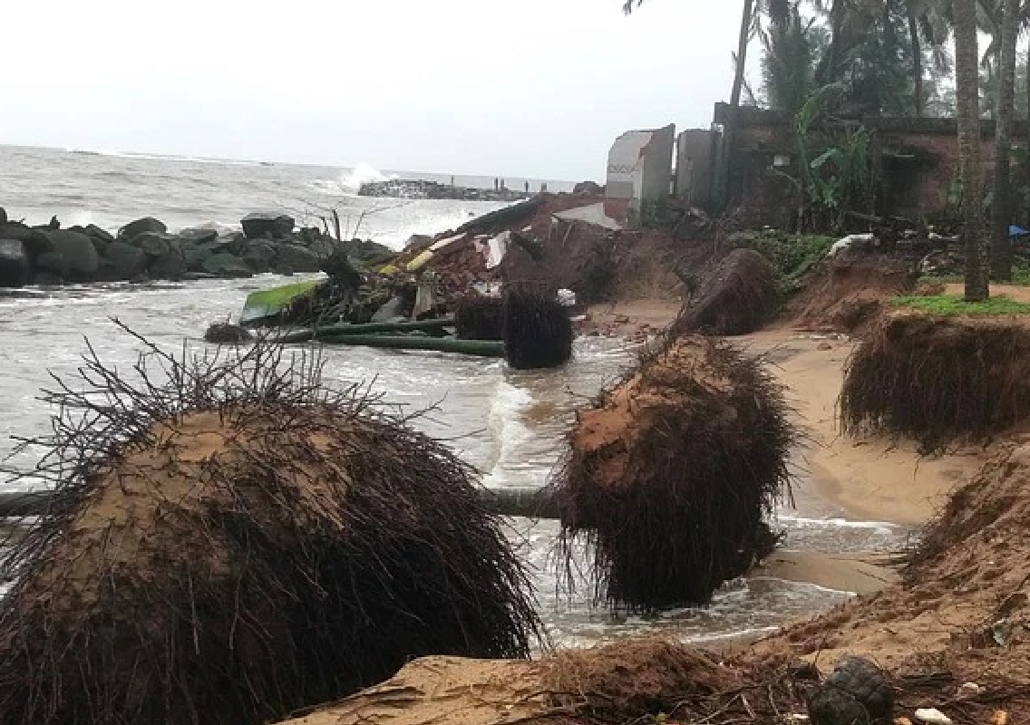 Coastal Erosion Devastates Mangalore Residents During Monsoon - News Karnataka