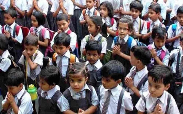 Surge in Admissions to Government English Medium Schools Surprises Officials - News Karnataka