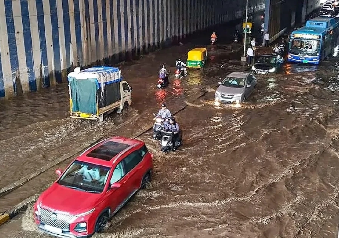 Severe Waterlogging Hits Major Roads Again in Bengaluru - News Karnataka
