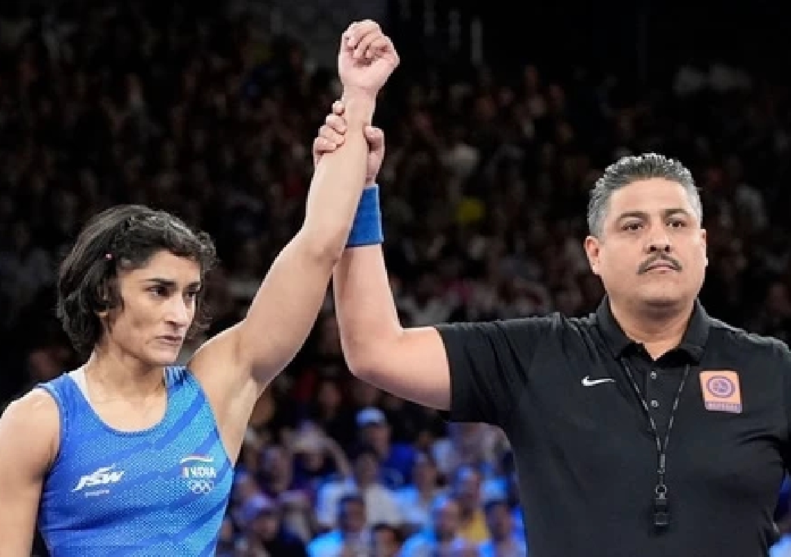 Vinesh Phogat's Olympic Medal Hopes Delayed by CAS Ruling - News Karnataka