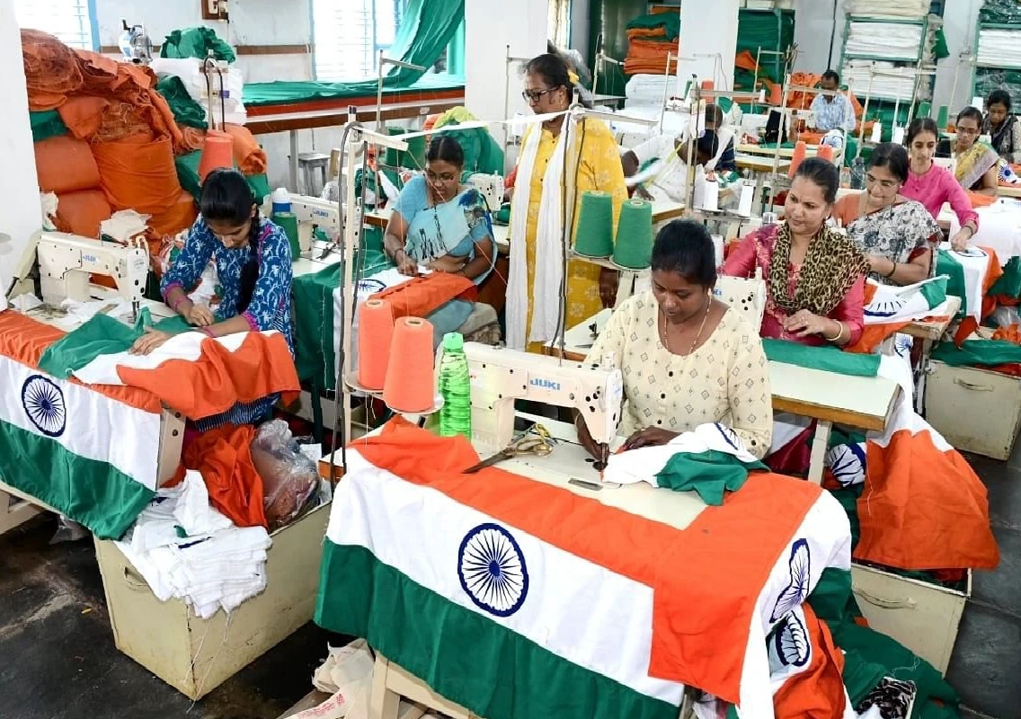 Gandhians and Khadi Supporters Demand Repeal of 2022 Flag Code Amendment - News Karnataka