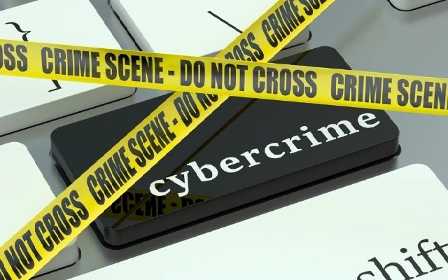 City Police Arrest Two in Major Cyber Fraud Crackdown - News Karnataka