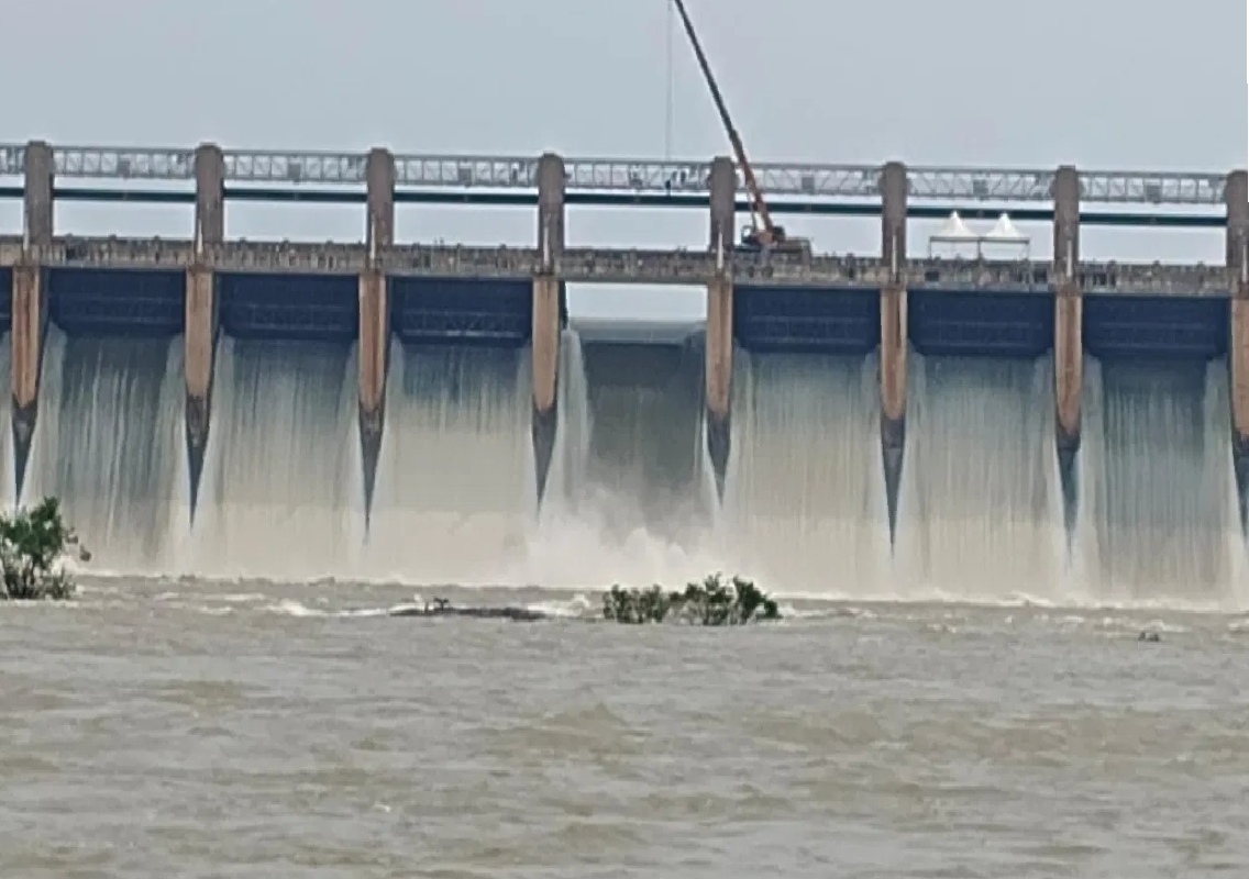 Operation to Replace Tungabhadra Crestgate Underway - News Karnataka