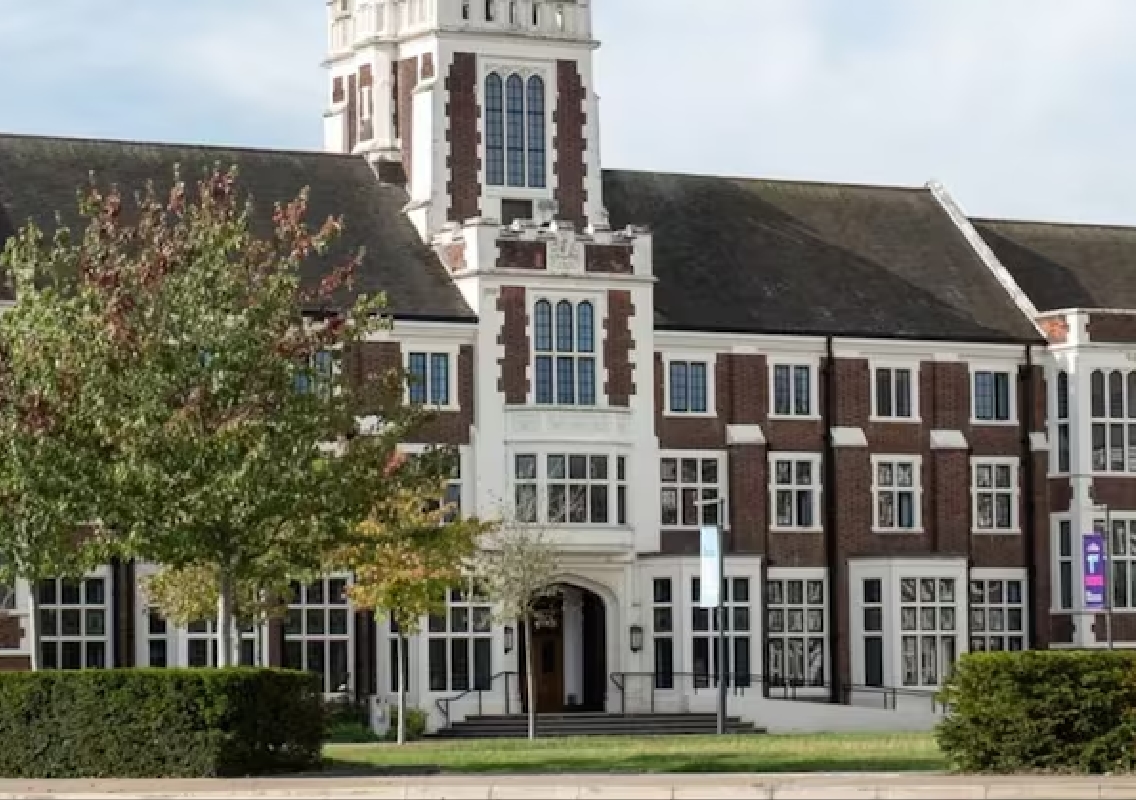 Indian Entrepreneur Establishes Scholarship for Athletes at UK University - News Karnataka