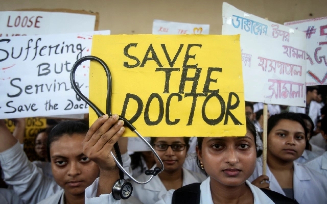 Doctors Protest for Safe Working Conditions Amid Harassment Concerns - News Karnataka