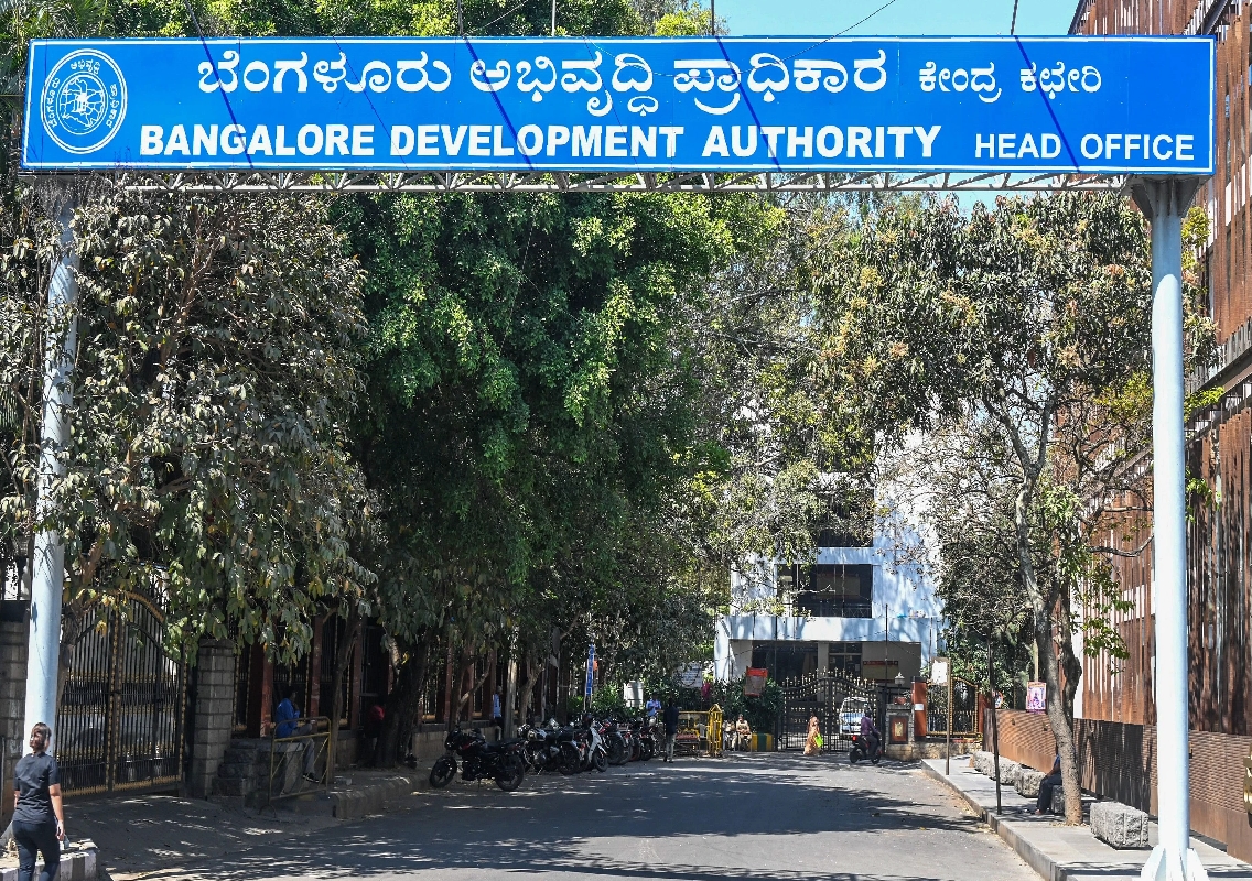 BDA Struggles with Legal Hurdles, Leaving Site Allottees in Limbo - News Karnataka