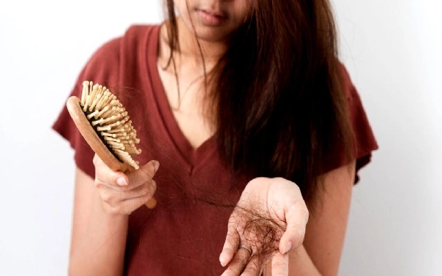Bengaluru Woman's Hair Loss Complaint Sparks Online Debate and Humor - News Karnataka