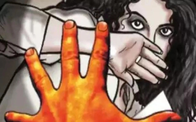 Woman Allegedly Assaulted by Biker After Hitchhiking in Bengaluru - News Karnataka