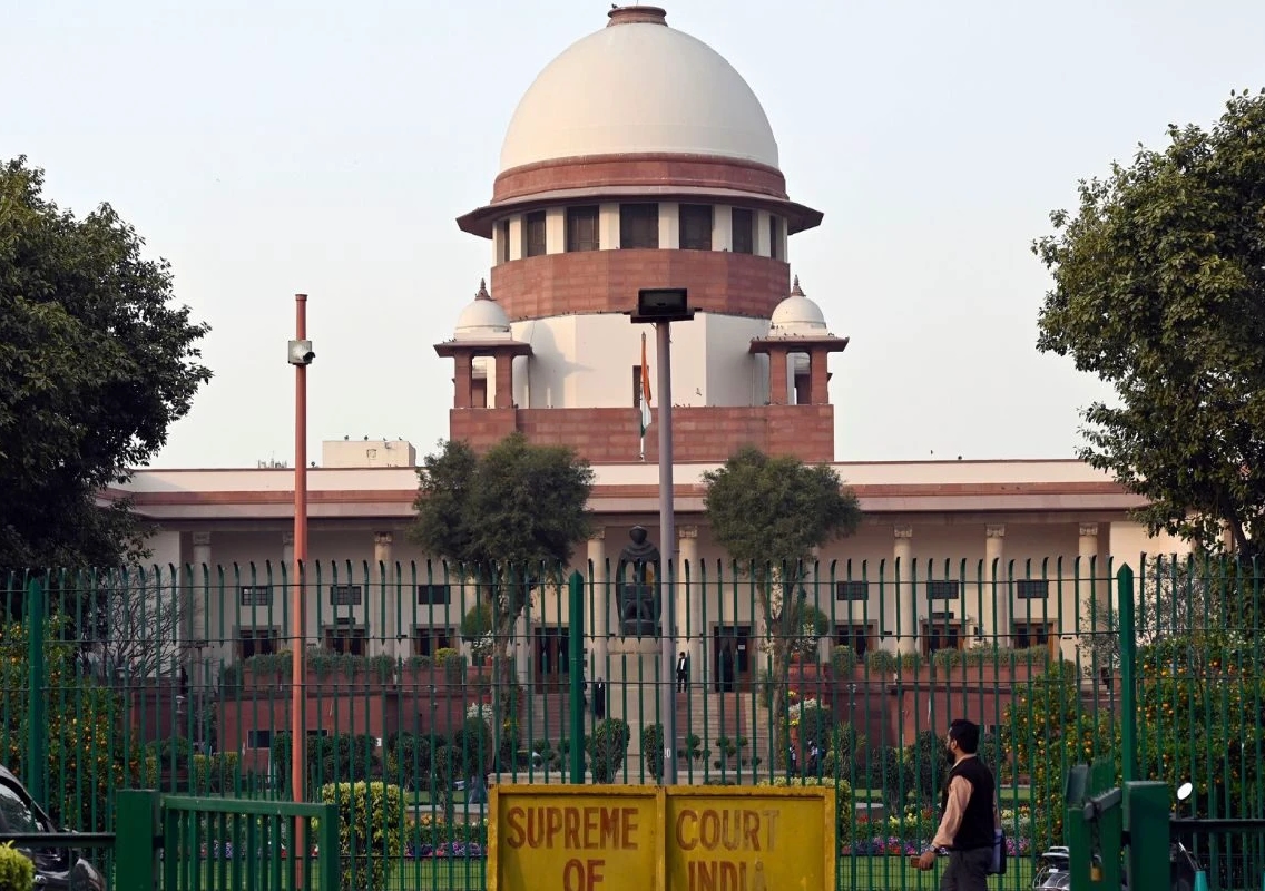 Supreme Court Dissolves Marriage of Doctor Couple Due to Irretrievable Breakdown - News Karnataka