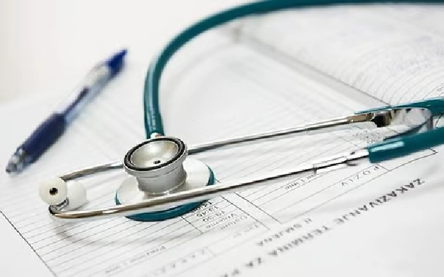 Karnataka Forms Task Force to Enhance Safety for Doctors - News Karnataka