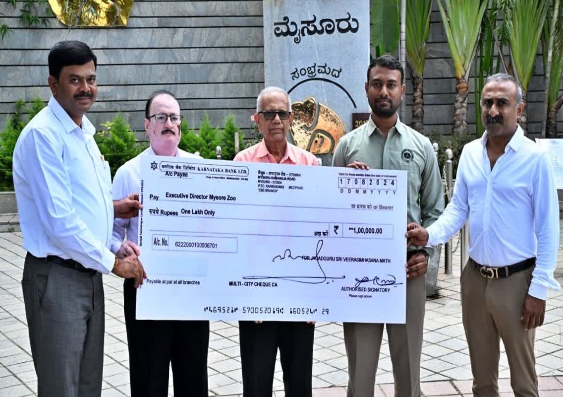 JSS Mahavidyapeeth Donates Rs. 1 Lakh to Mysore Zoo - News Karnataka