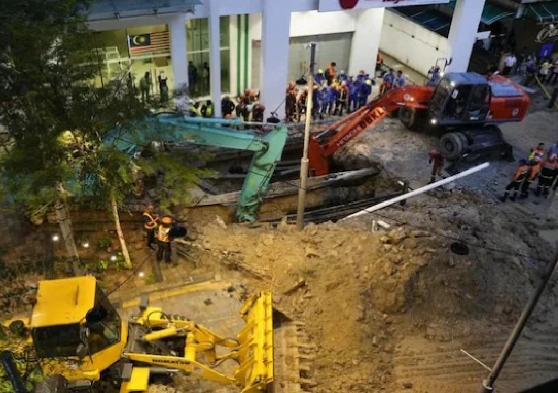 Search Intensifies for Indian Tourist Missing in Kuala Lumpur Sinkhole - News Karnataka
