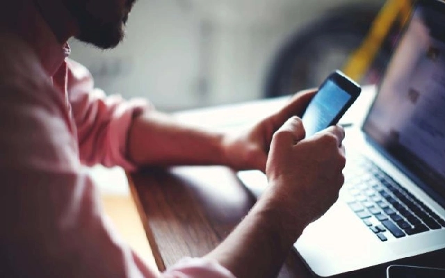 Australia Introduces "Right to Disconnect" Law to Protect Employees' Personal Time - News Karnataka