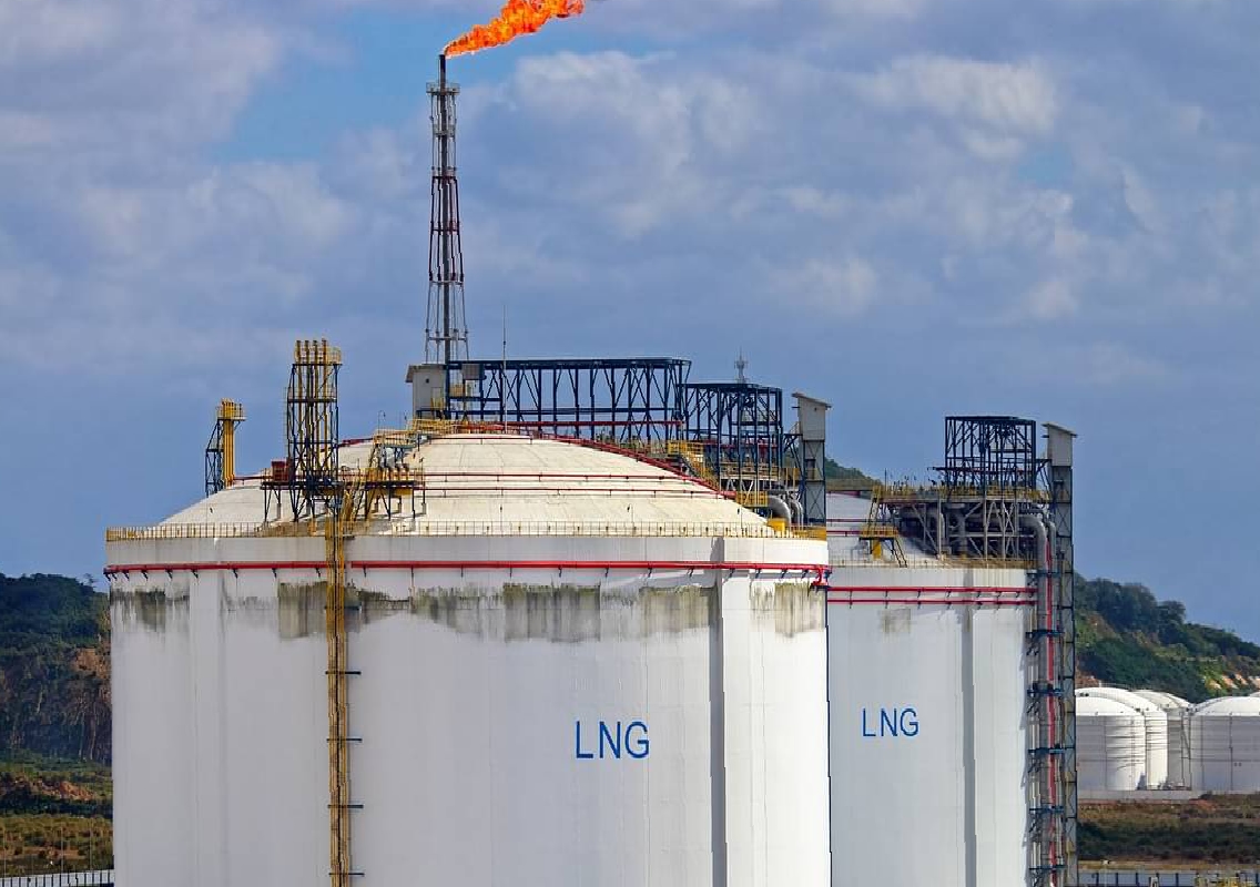Global LNG Capacity Surge to Lower Prices, Benefit India: ICRA Report - News Karnataka