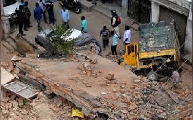 Bengaluru Schools Struggle with Monsoon Damage: 4,000 Buildings Affected - News Karnataka