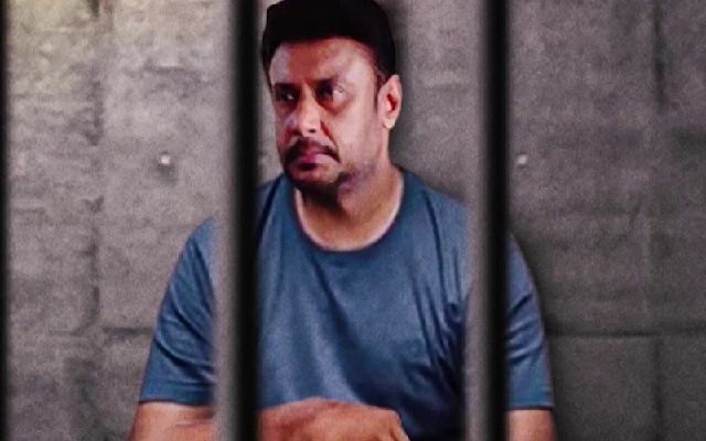 Actor Darshan Receives Special Surgical Chair in Ballari Jail Amid Health Concerns - News Karnataka