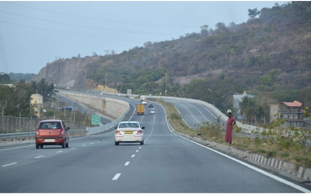 Fatalities on Bengaluru-Mysuru Expressway Hit Lowest in 2024 - News Karnataka