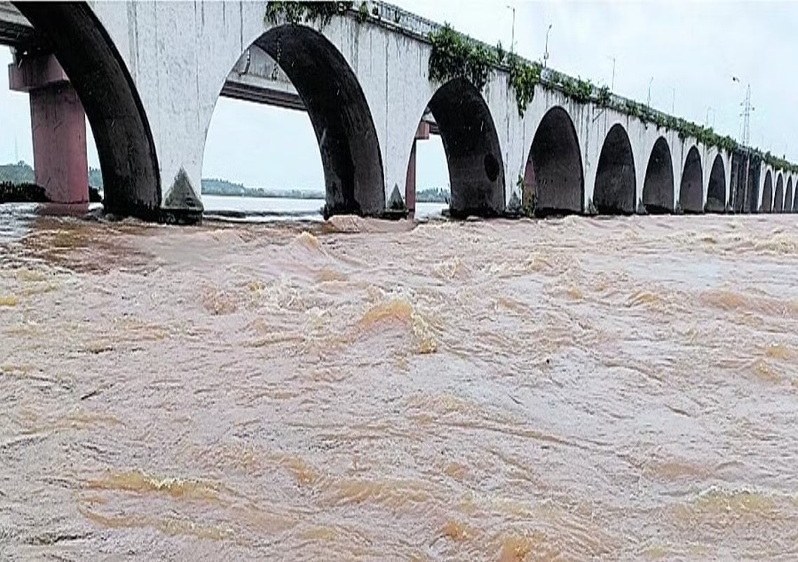 Investigation Team Formed to Probe Tungabhadra Dam Gate Collapse - News Karnataka