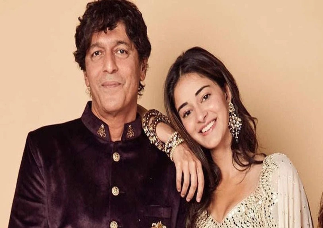 Ananya Panday’s Playful Banter with Father Chunky Pandey on Farah Khan’s Show - News Karnataka
