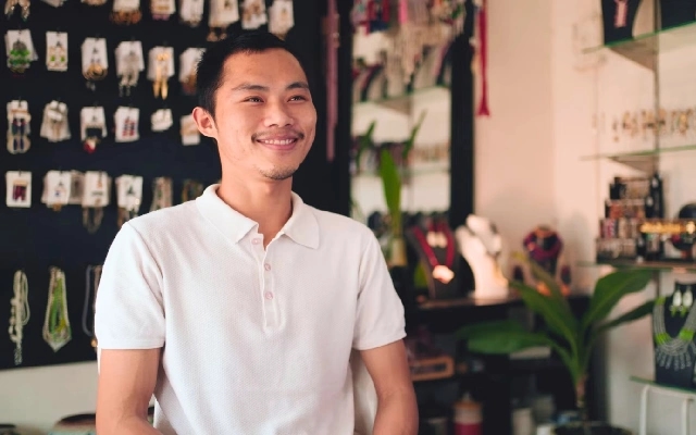 Nagaland Jewellery Designer Shines in Entrepreneurial Journey - News Karnataka