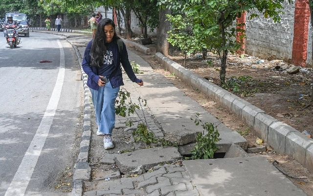 Bengaluru's Footpath Crisis: A Five-Part Series - News Karnataka