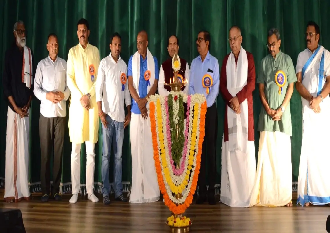 Yakshamitraru Dubai Celebrates 21 Years with a Stunning Yakshagana Performance - News Karnataka